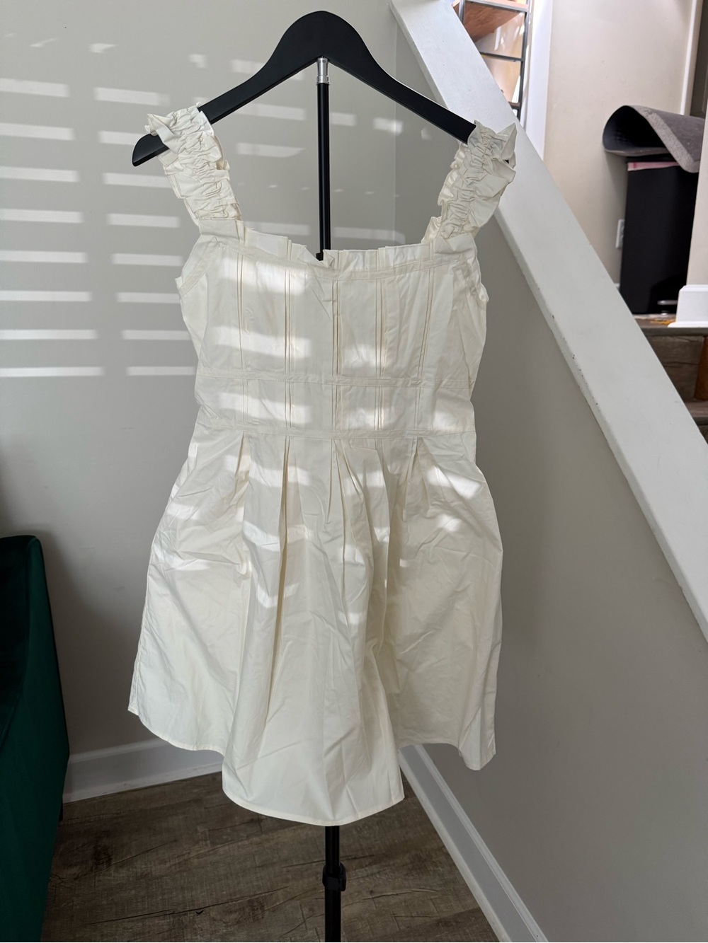 Lovelo Women’s Cream Ruffle Strap Dress